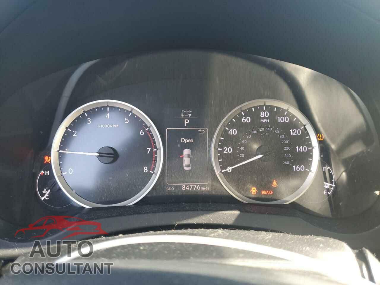 LEXUS IS 2016 - JTHBA1D27G5004288