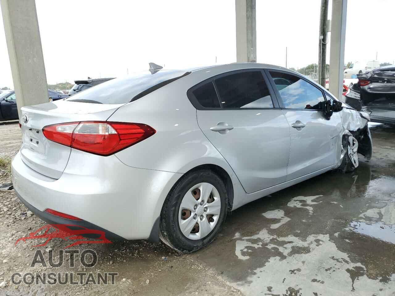 KIA FORTE 2016 - KNAFK4A65G5512393