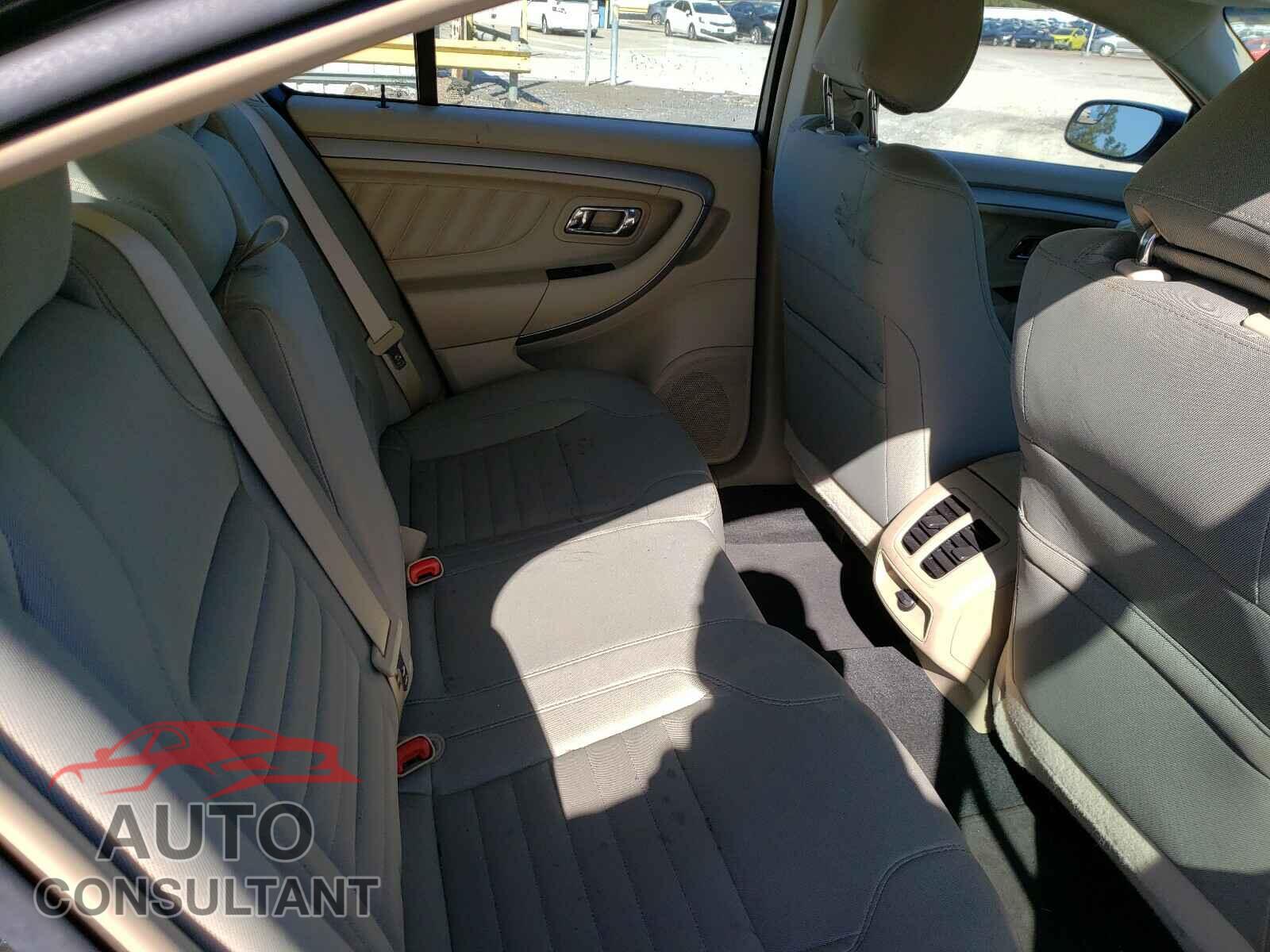FORD TAURUS 2017 - 1FAHP2D83HG125190