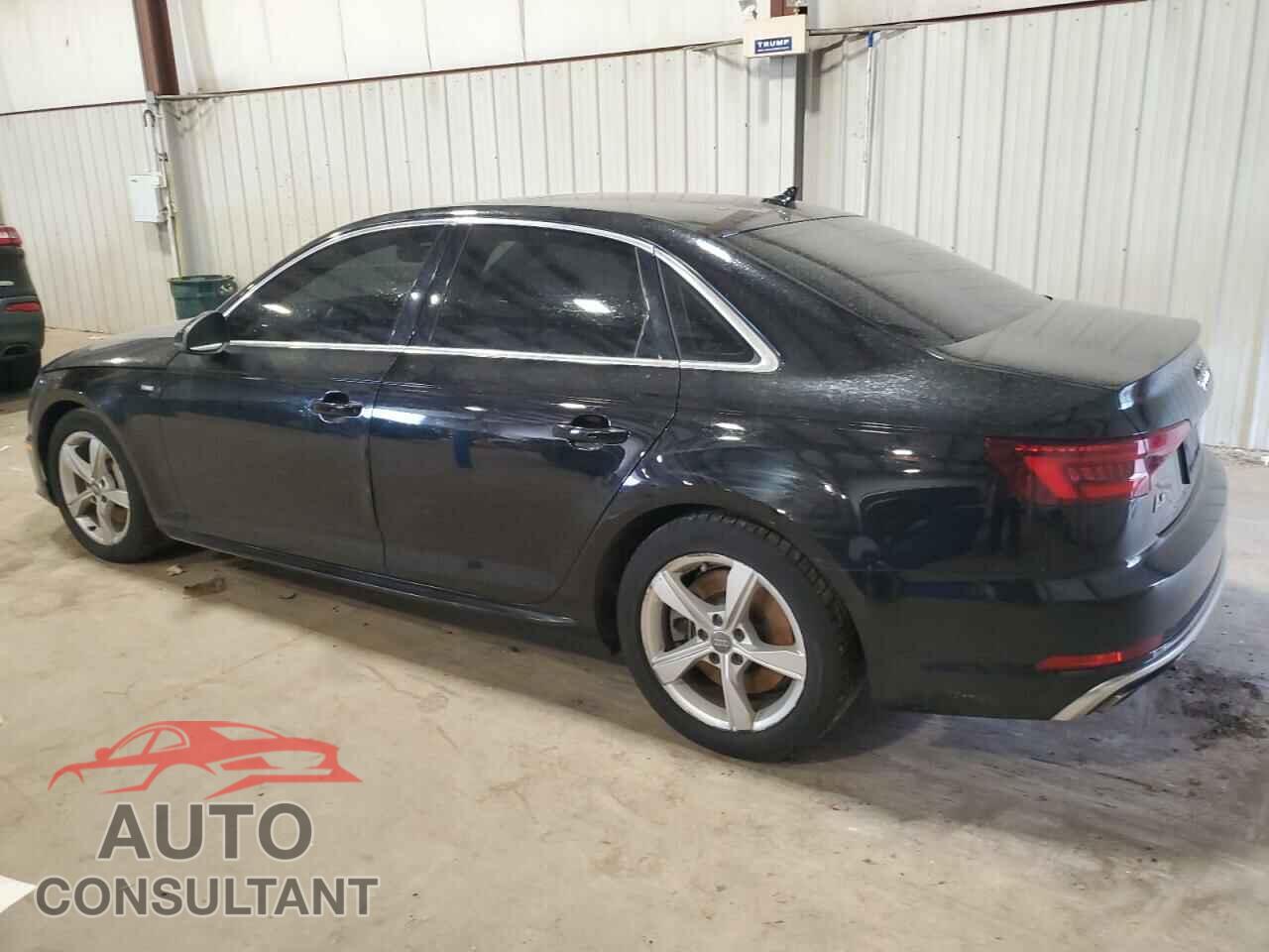 AUDI A4 2019 - WAUDNAF42KN017890