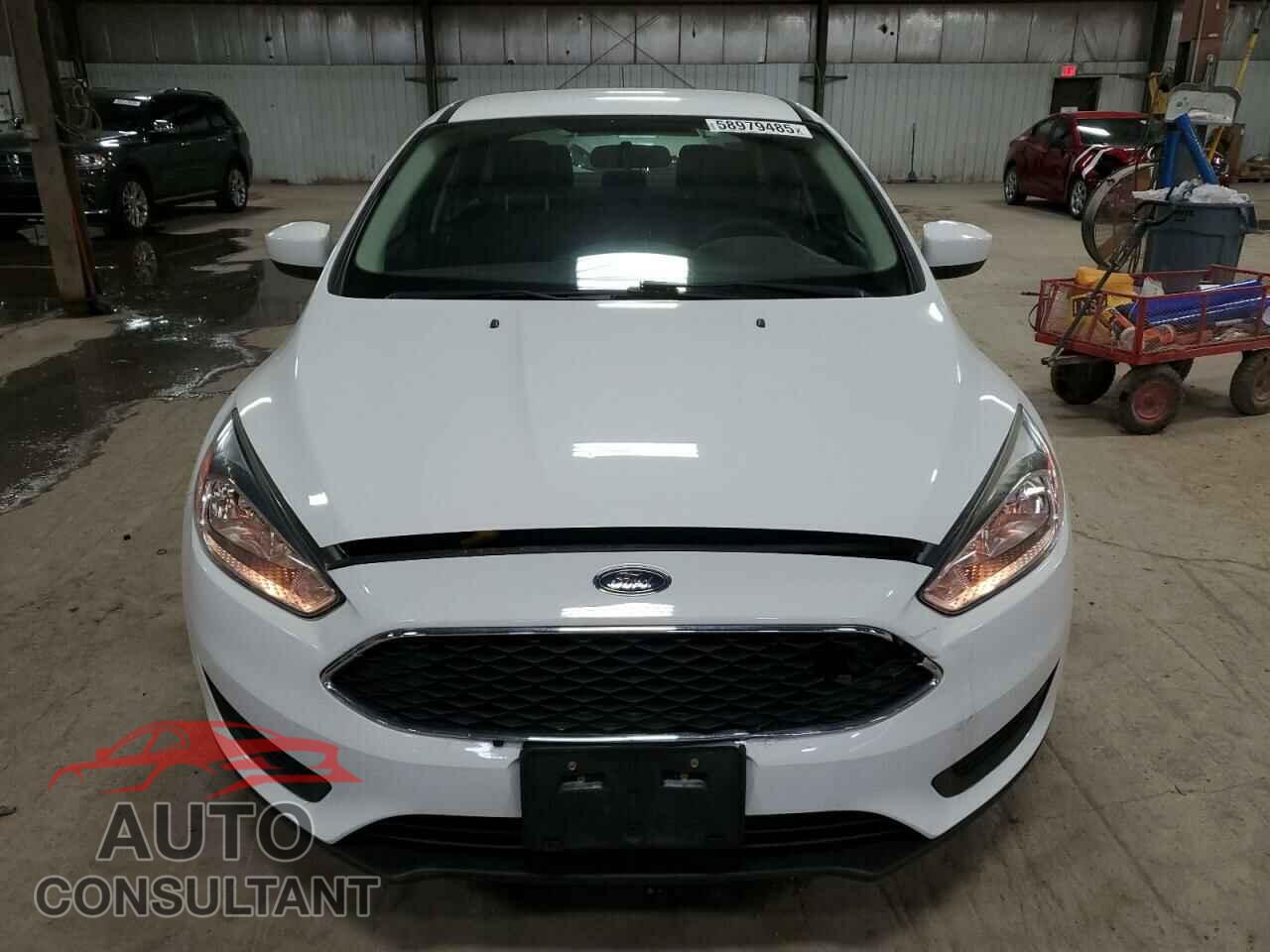 FORD FOCUS 2018 - 1FADP3FE8JL211342