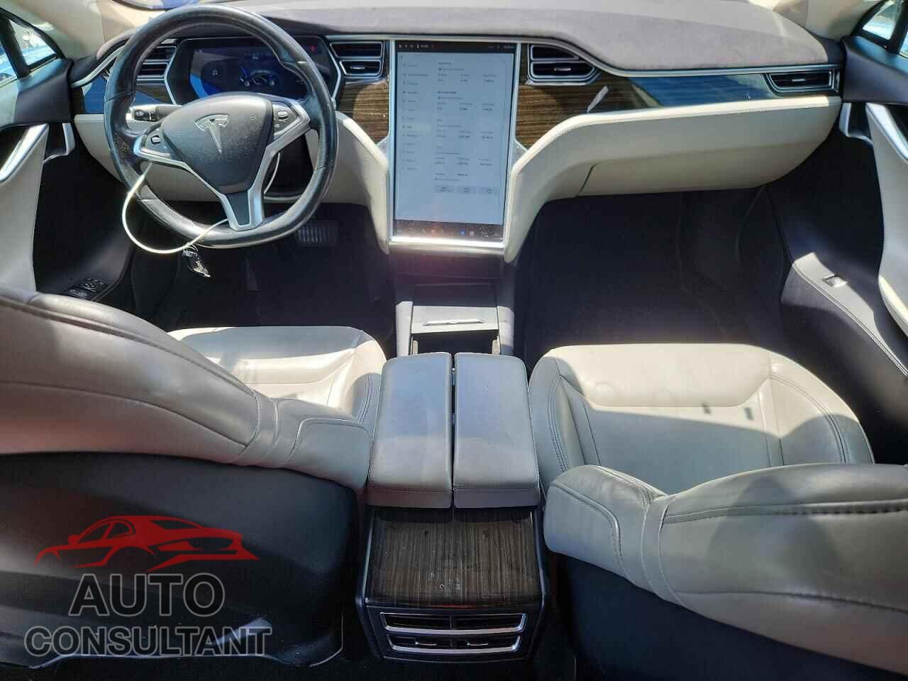 TESLA MODEL S 2016 - 5YJSA1E26GF143407