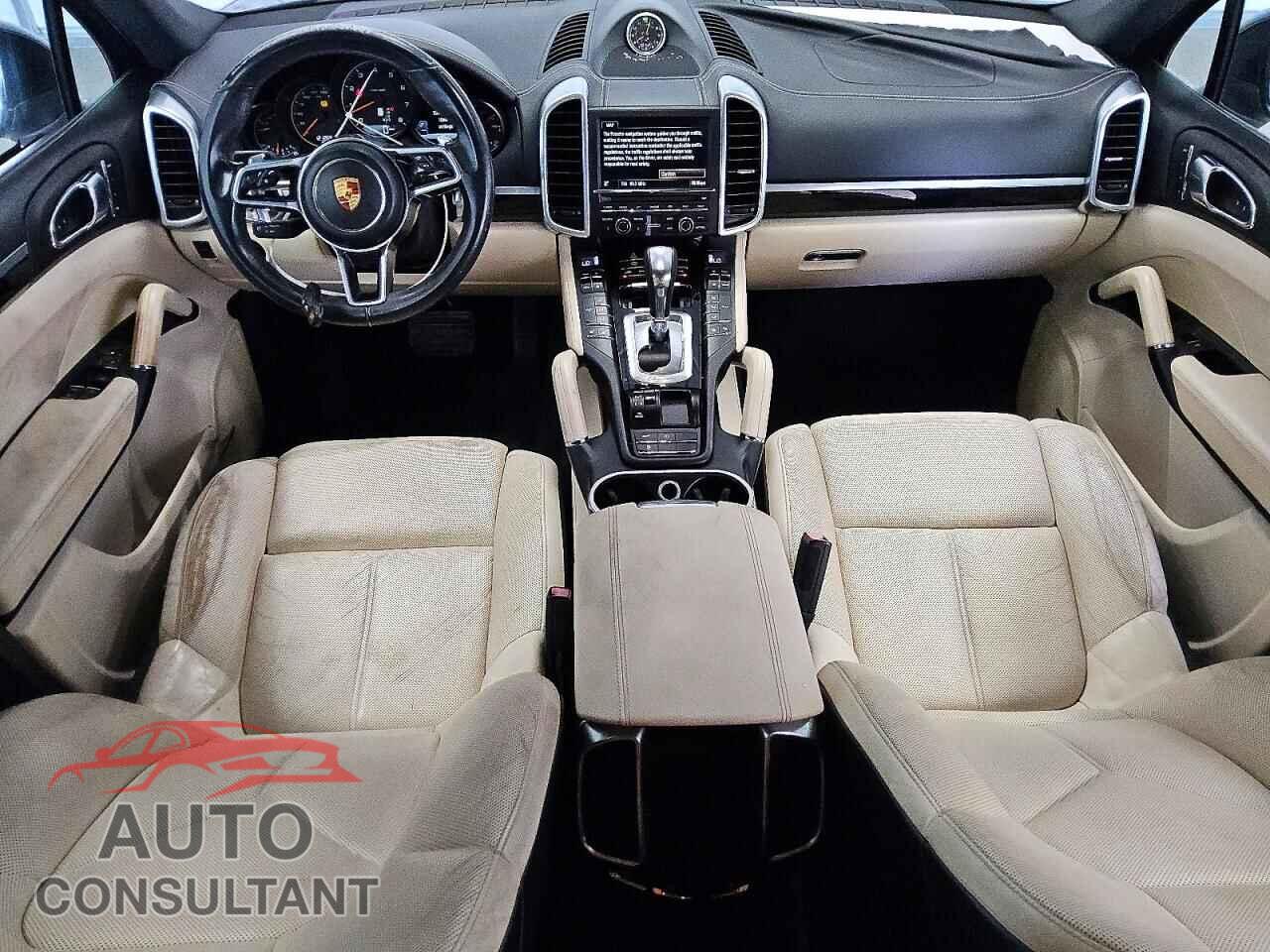 PORSCHE CAYENNE 2016 - WP1AA2A20GLA09219