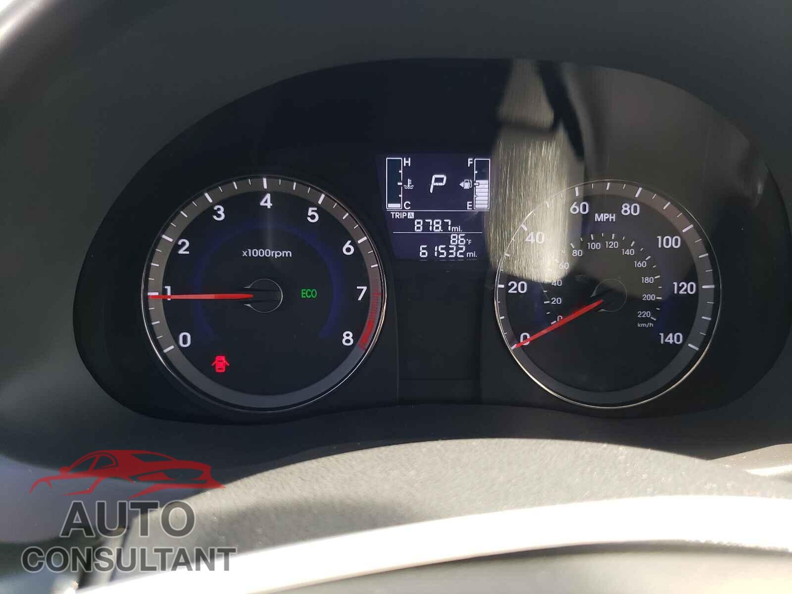 HYUNDAI ACCENT 2017 - KMHCT5AE4HU306002