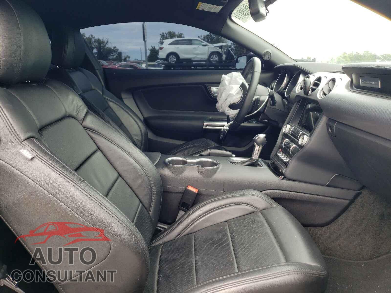 FORD MUSTANG 2019 - 1FA6P8TH8K5110182