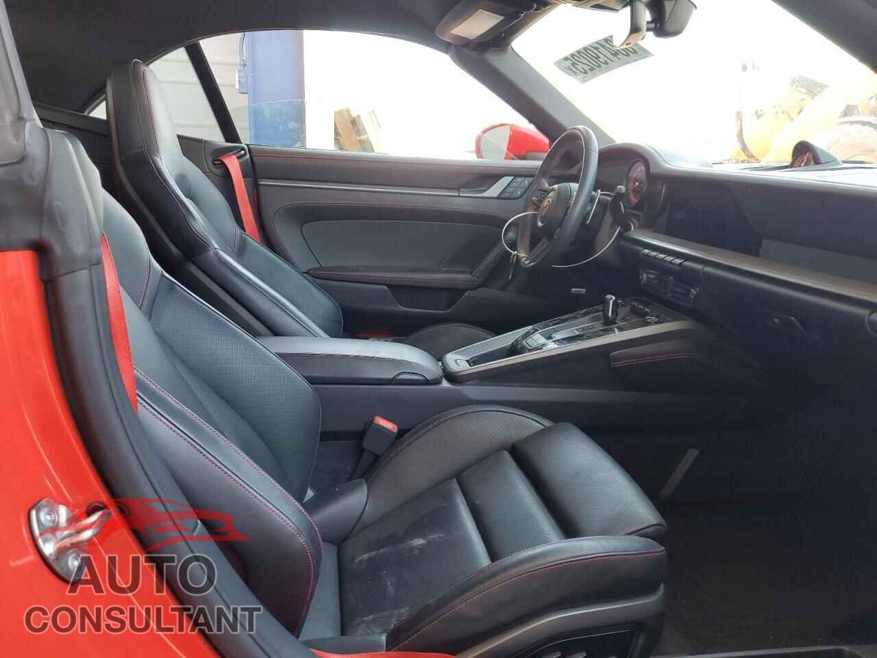 PORSCHE 911 2022 - WP0CB2A98NS244149