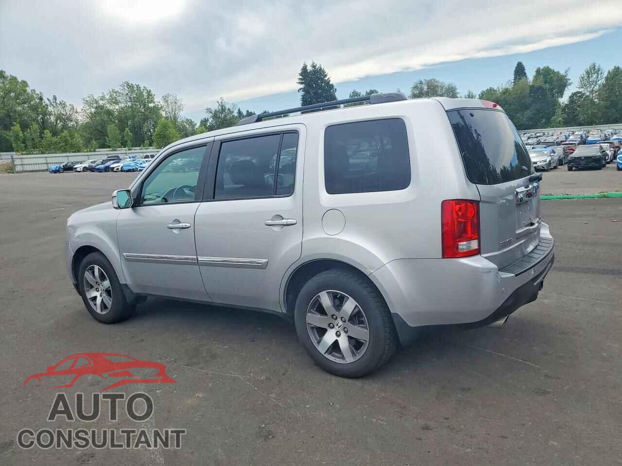 HONDA PILOT 2013 - 5FNYF4H95DB063470