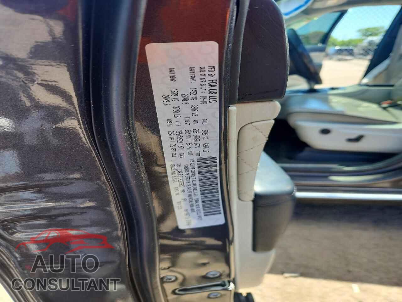 JEEP CHEROKEE 2017 - 1C4RJFJT1HC679657