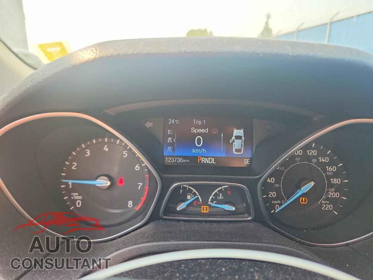 FORD FOCUS 2016 - 1FADP3F2XGL334056