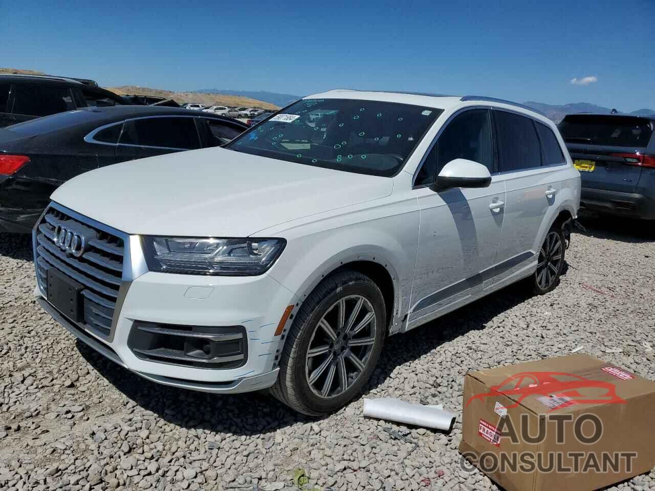 AUDI Q7 2018 - WA1LHAF7XJD033673