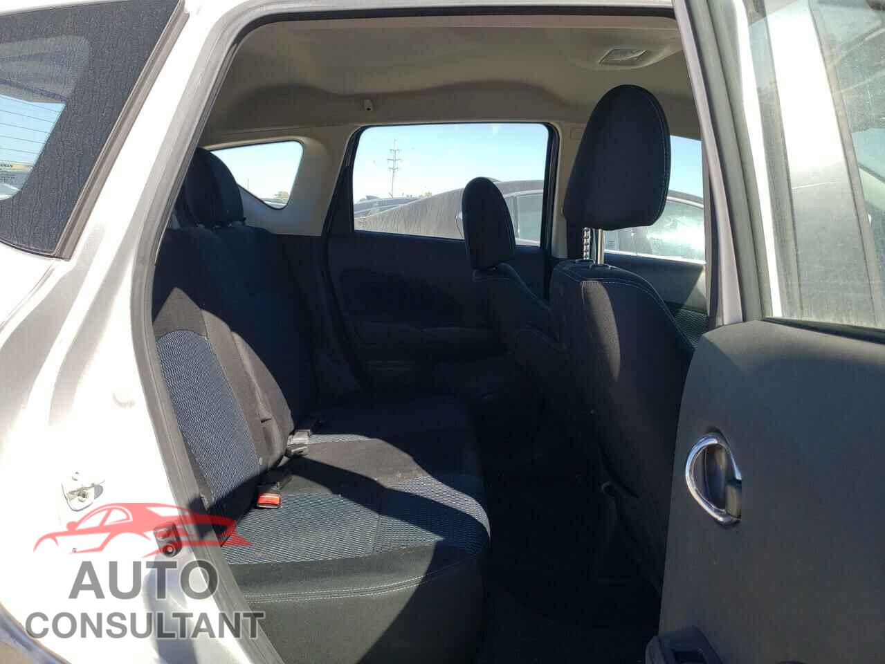 NISSAN VERSA 2019 - 3N1CE2CP3KL365218