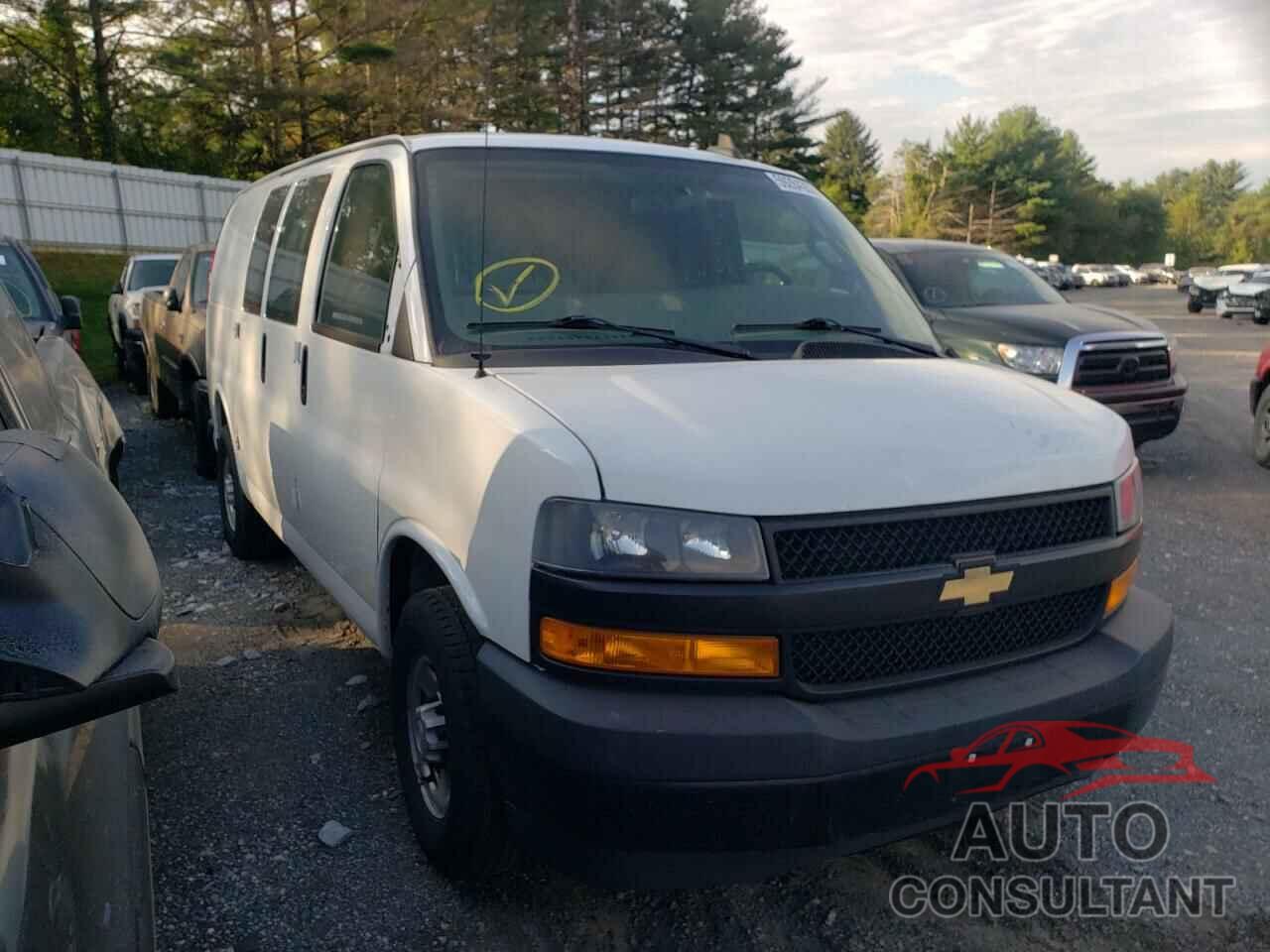 CHEVROLET EXPRESS 2018 - 1GCWGAFP6J1341687