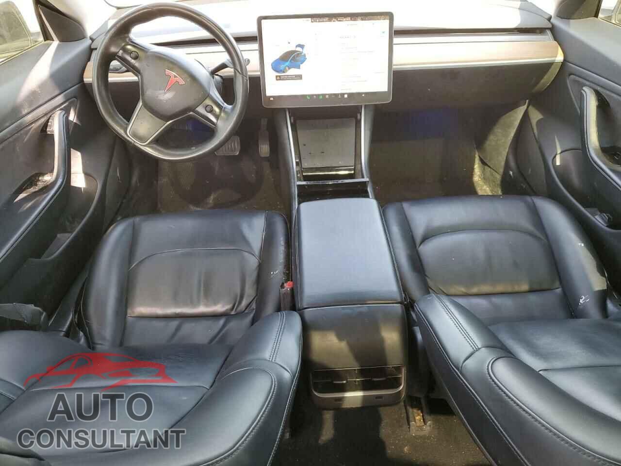 TESLA MODEL 3 2018 - 5YJ3E1EA0JF011184