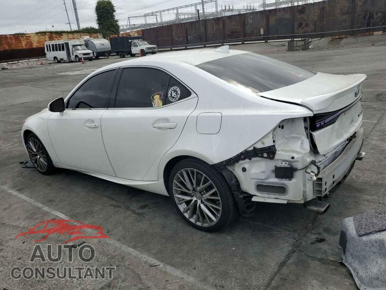 LEXUS IS 2016 - JTHBA1D20G5026648