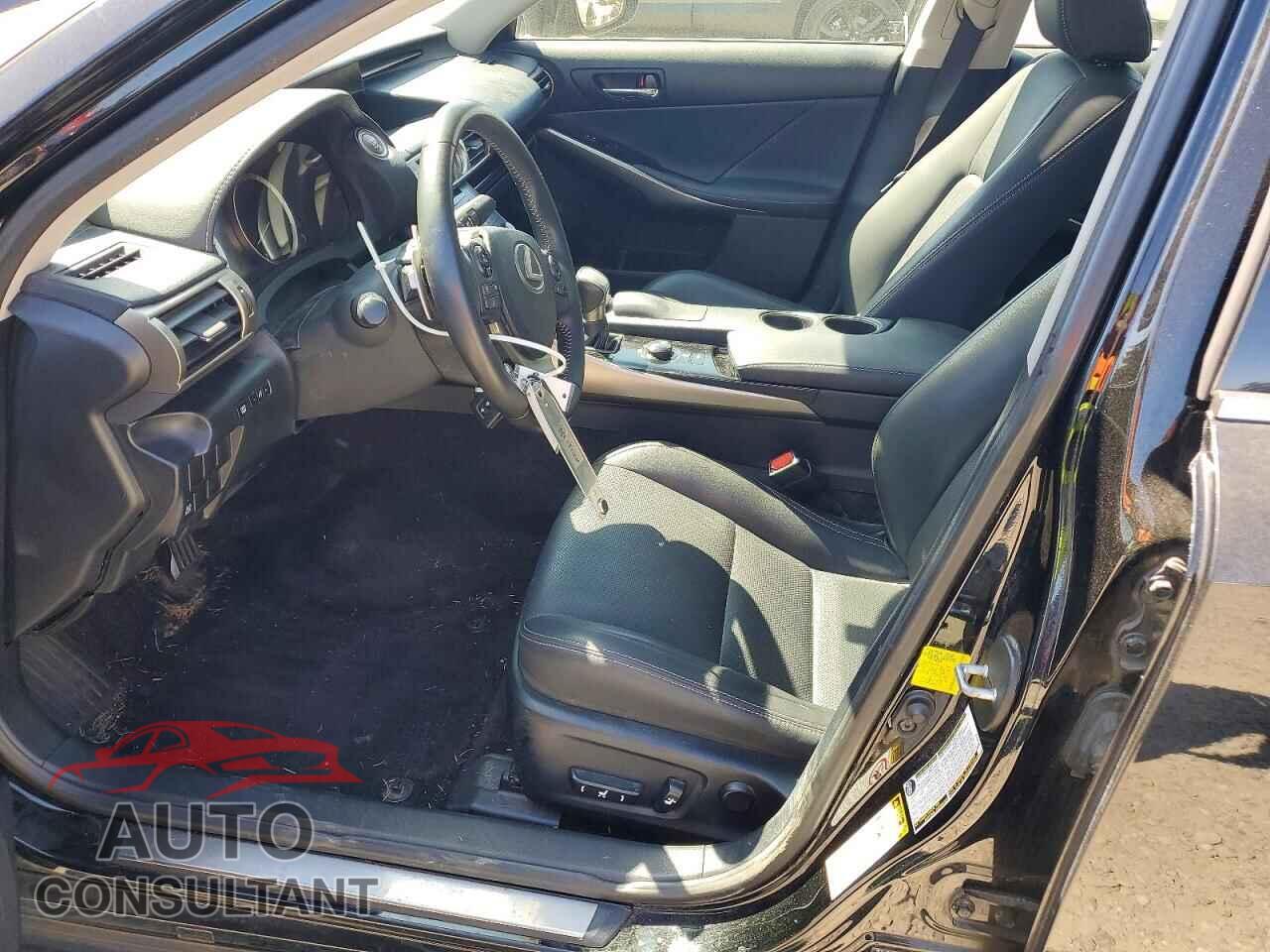 LEXUS IS 2014 - JTHCF1D28E5006117