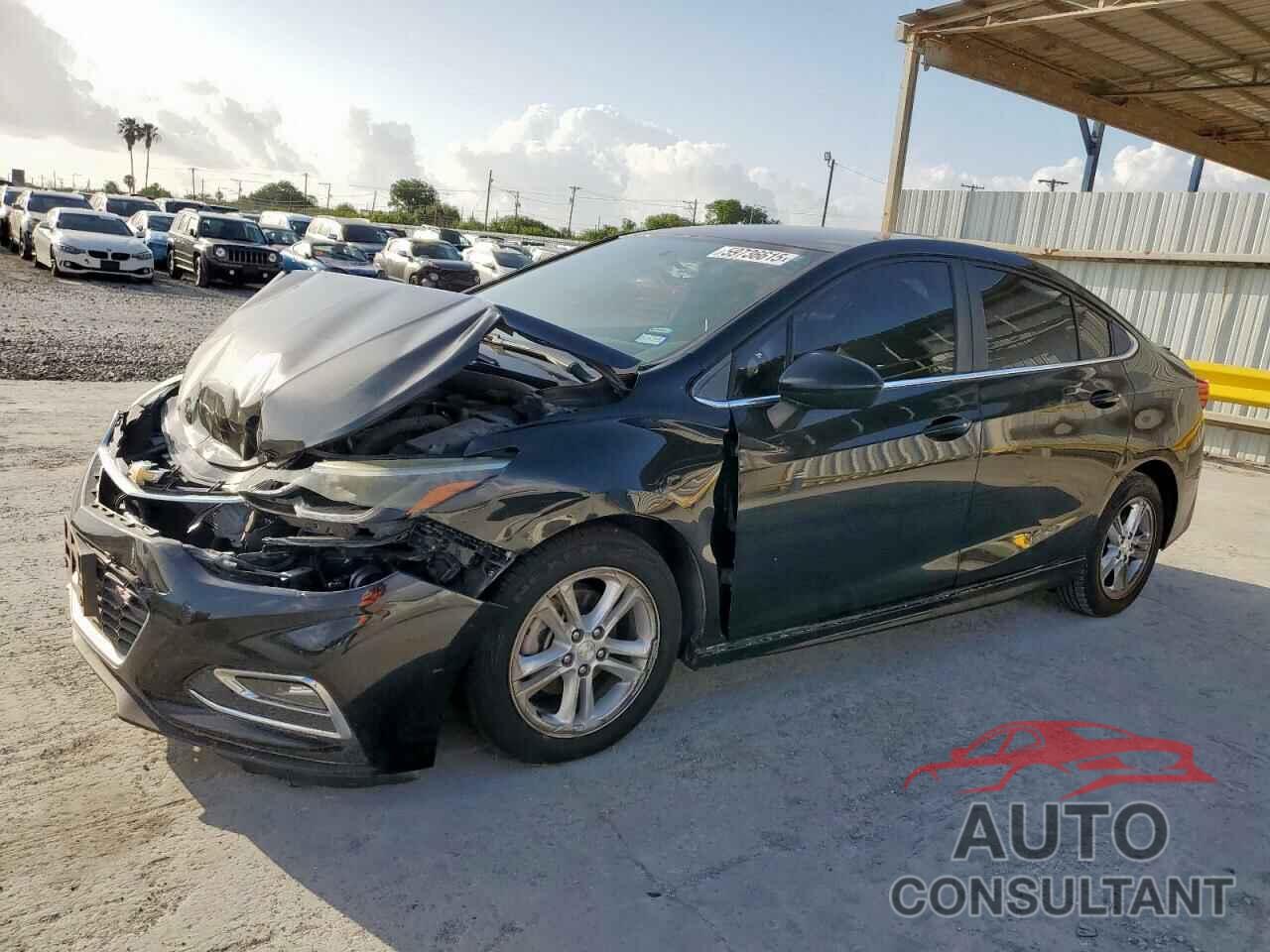 CHEVROLET CRUZE 2018 - 1G1BE5SM8J7122727