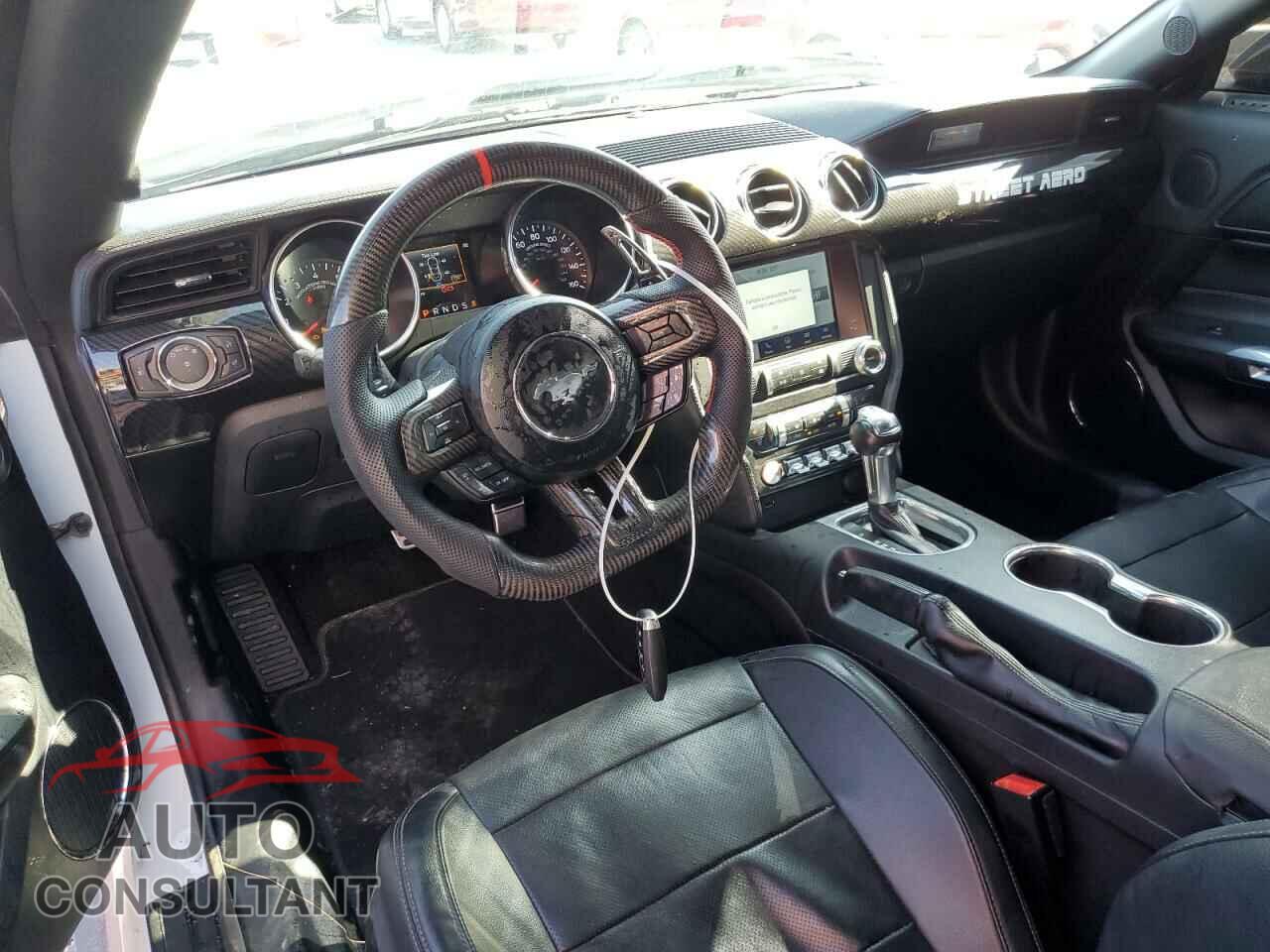 FORD MUSTANG 2019 - 1FA6P8CF3K5101842