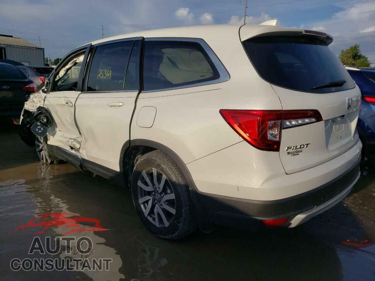 HONDA PILOT 2021 - 5FNYF5H52MB044300