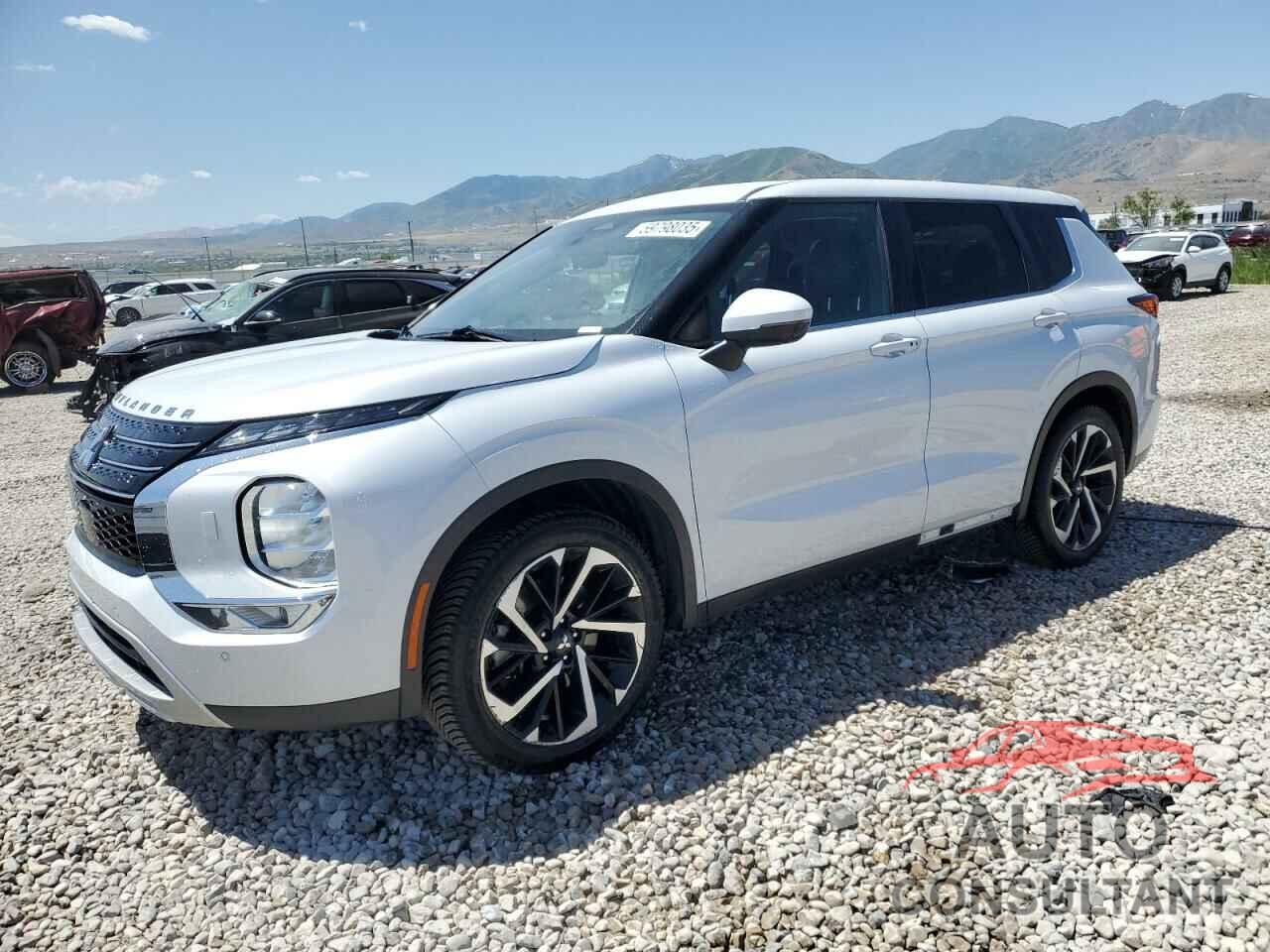 MITSUBISHI OUTLANDER 2022 - JA4J4UA87NZ031697