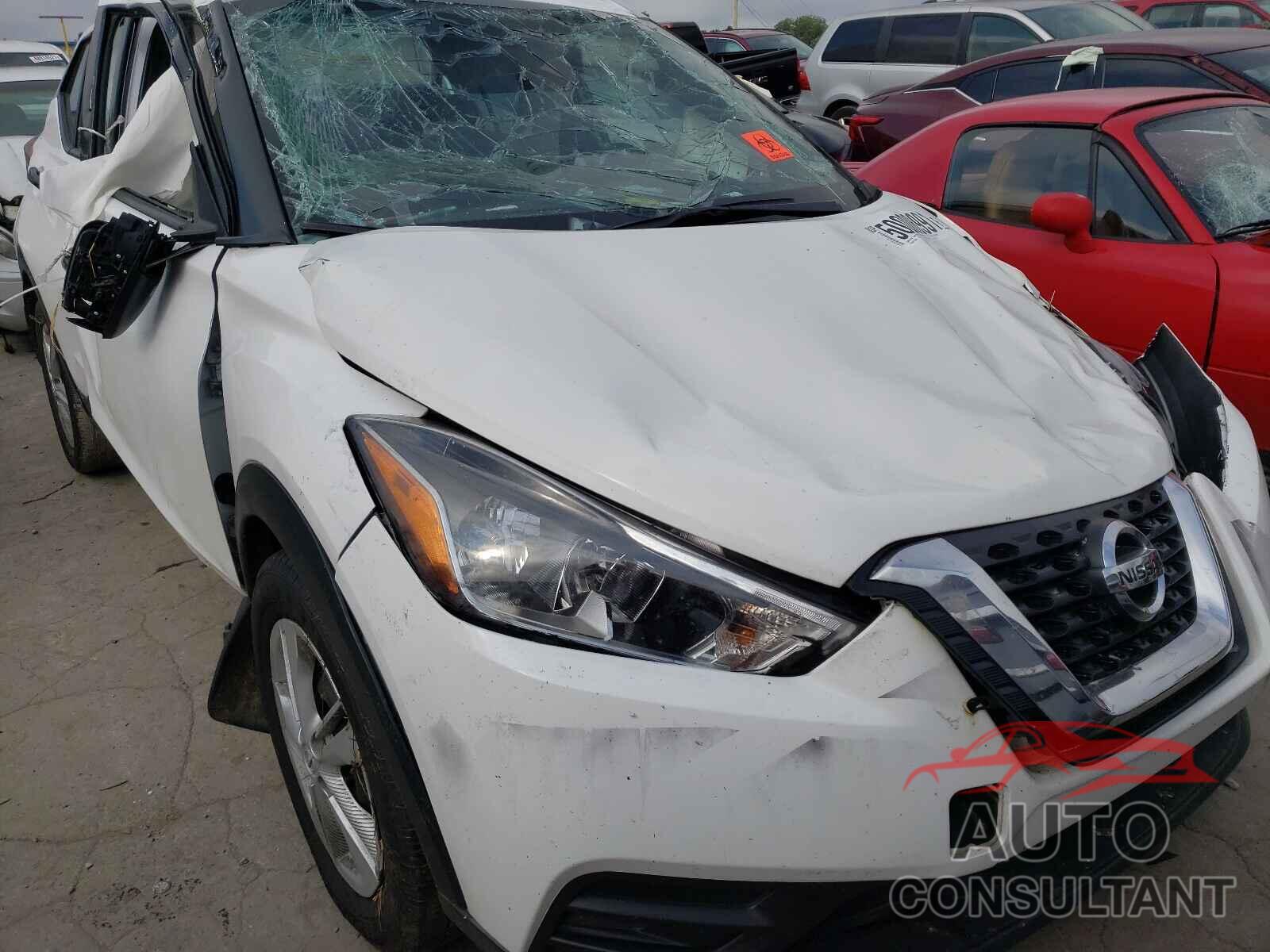 NISSAN KICKS 2019 - 3N1CP5CU4KL557779