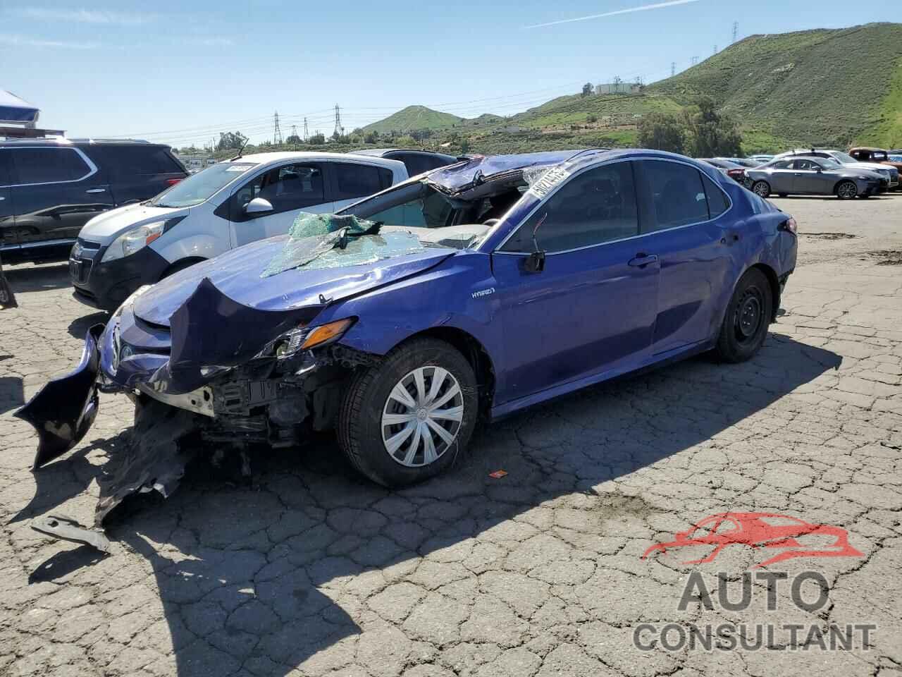 TOYOTA CAMRY 2018 - 4T1B31HK5JU502861