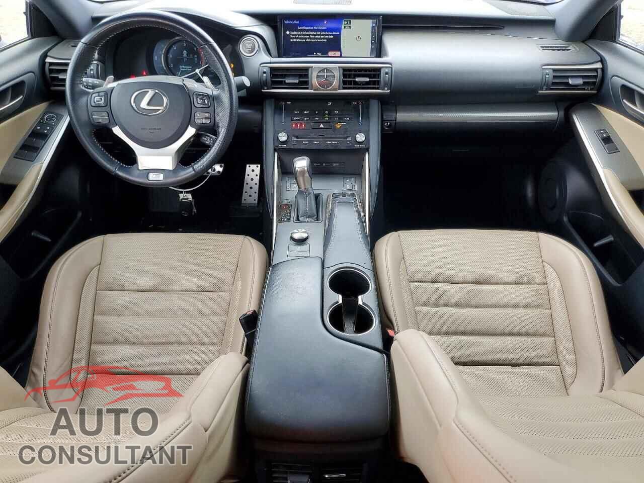 LEXUS IS 2017 - JTHBA1D29H5059875
