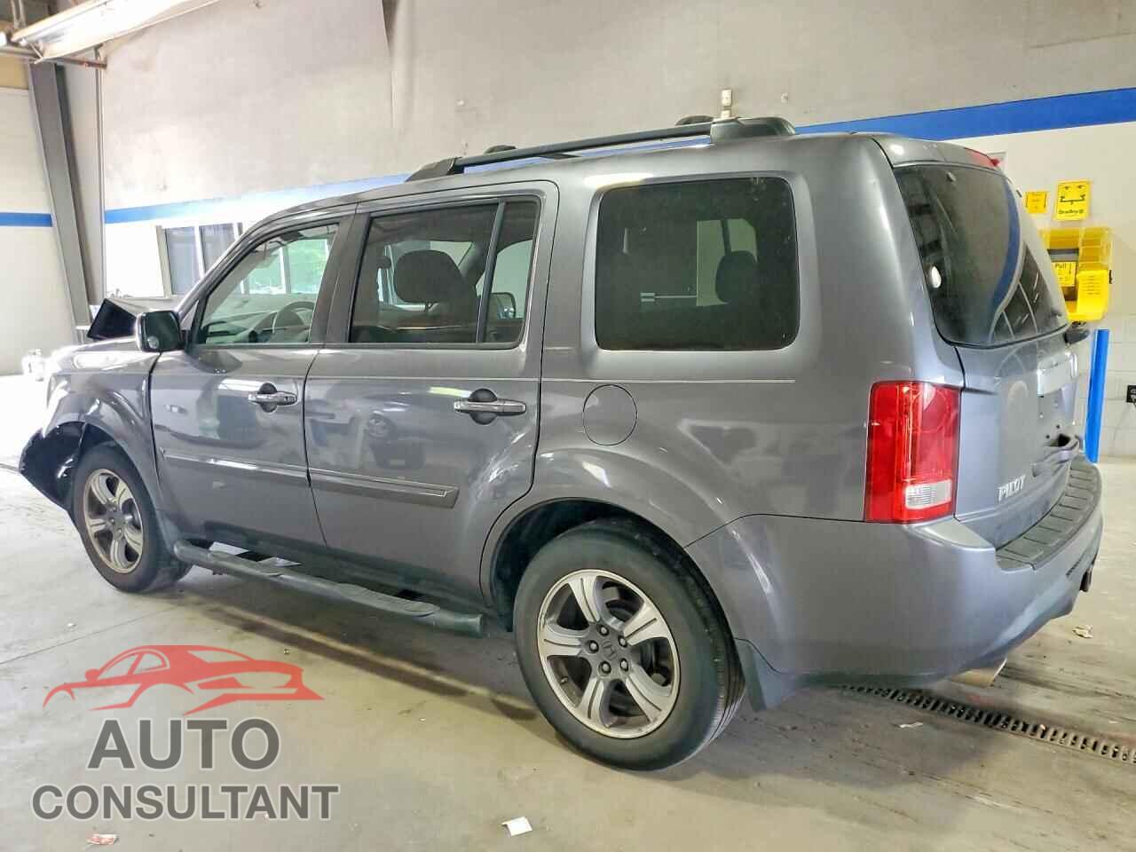 HONDA PILOT 2015 - 5FNYF4H35FB034257
