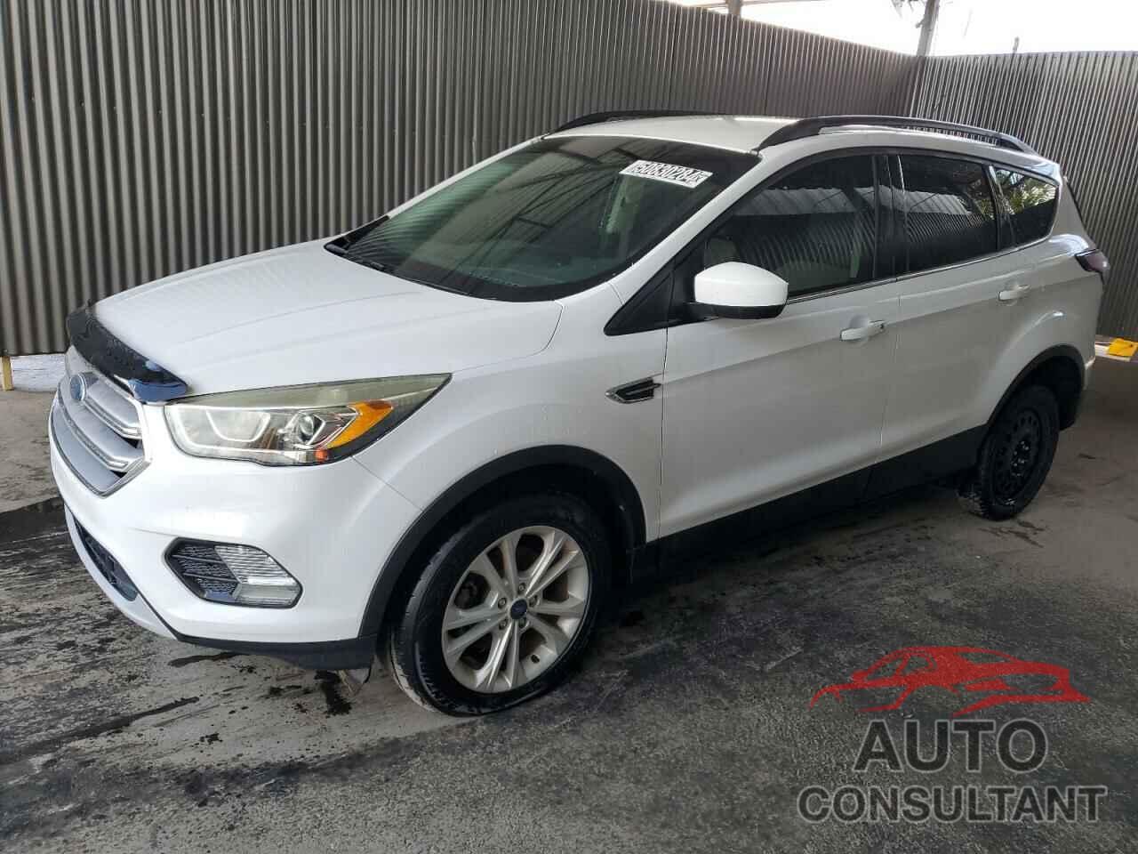 FORD ESCAPE 2017 - 1FMCU0GD3HUD49387