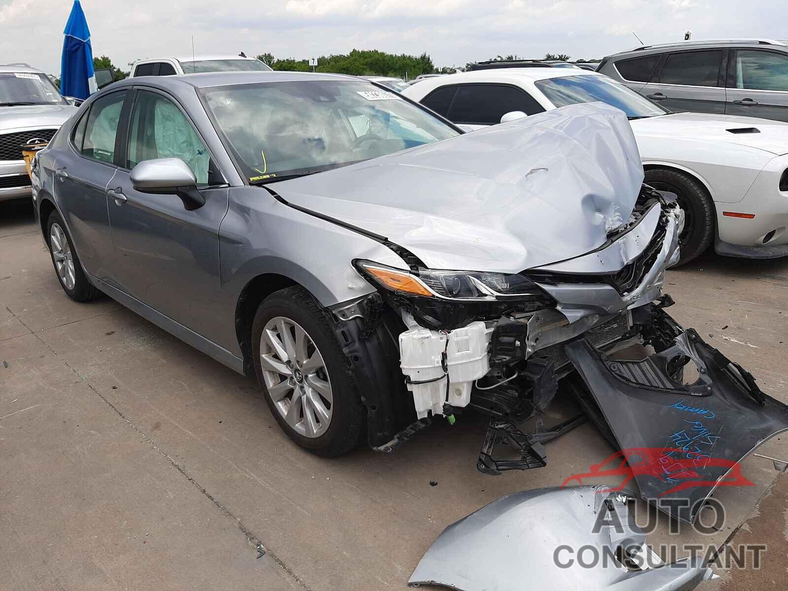 TOYOTA CAMRY 2019 - 4T1B11HK2KU760374