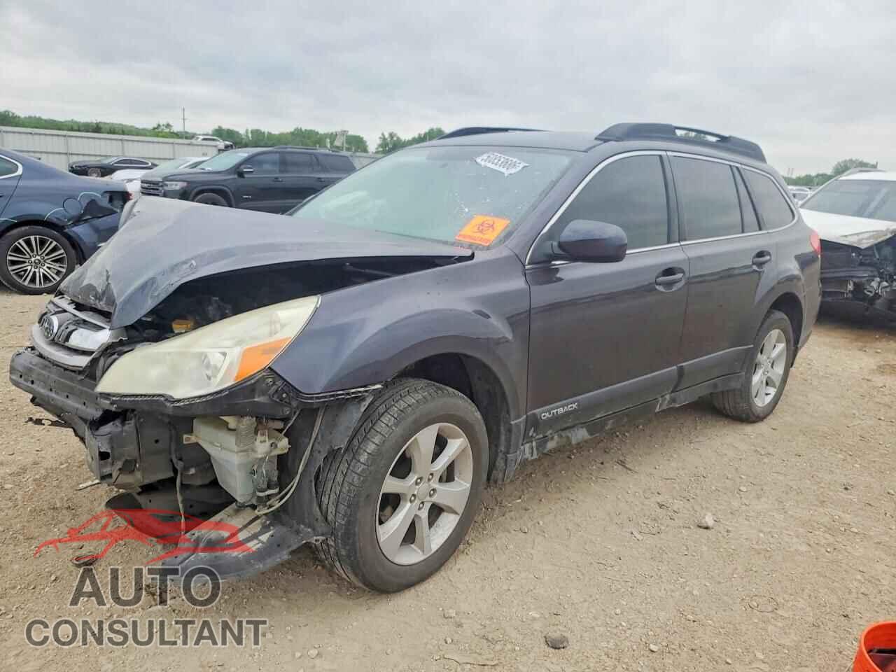 SUBARU OUTBACK 2013 - 4S4BRCCC6D3237579