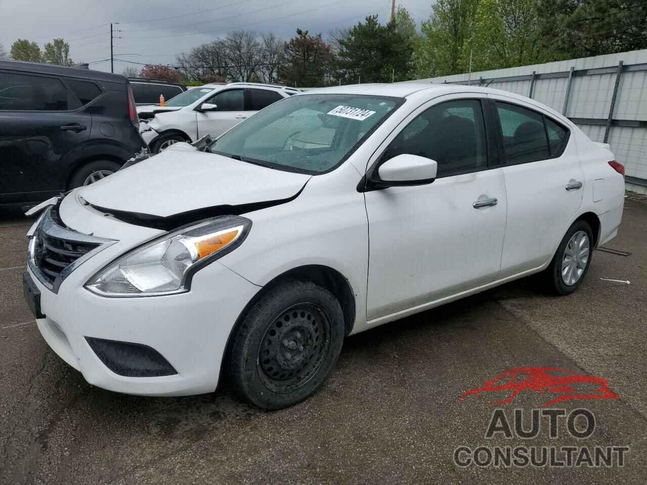 NISSAN VERSA 2017 - 3N1CN7AP8HK462171