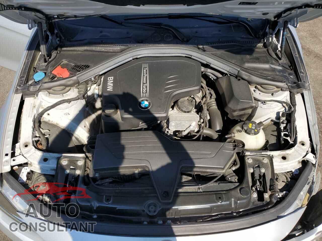 BMW 3 SERIES 2016 - WBA8E3G5XGNU04358