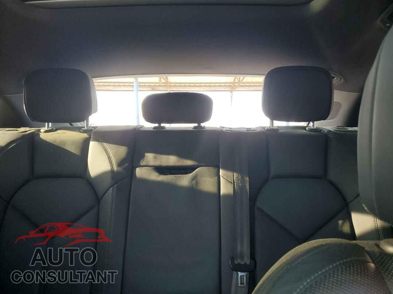 PORSCHE MACAN 2015 - WP1AB2A57FLB56532