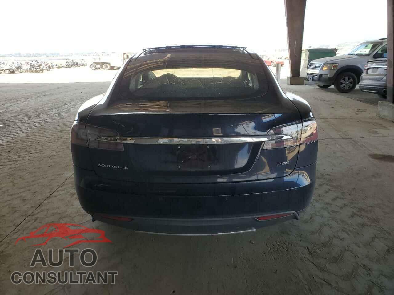 TESLA MODEL S 2013 - 5YJSA1CP8DFP07939