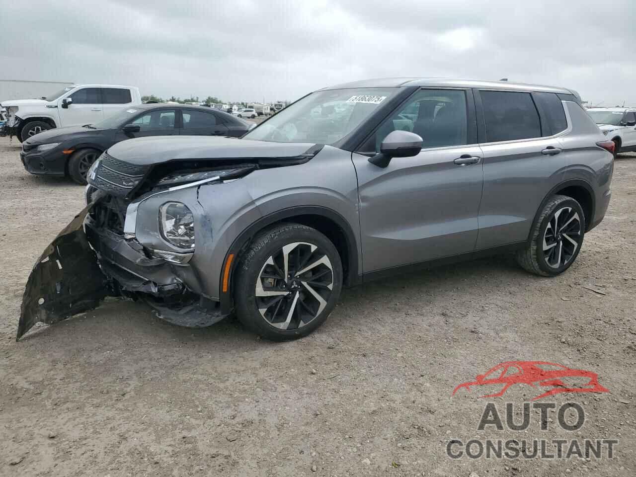 MITSUBISHI OUTLANDER 2023 - JA4J3UA85PZ050805
