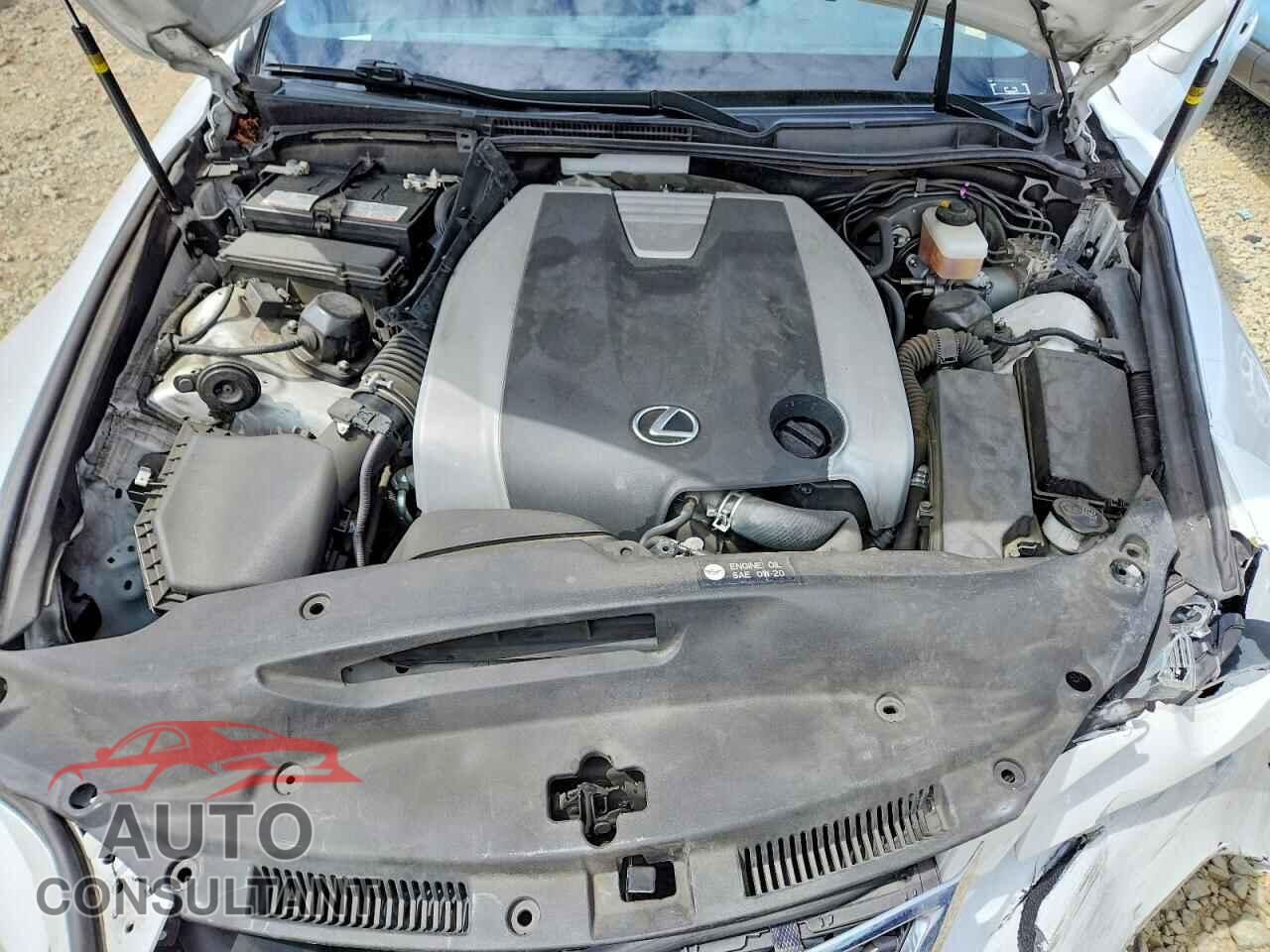 LEXUS IS 2014 - JTHBE1D22E5004815