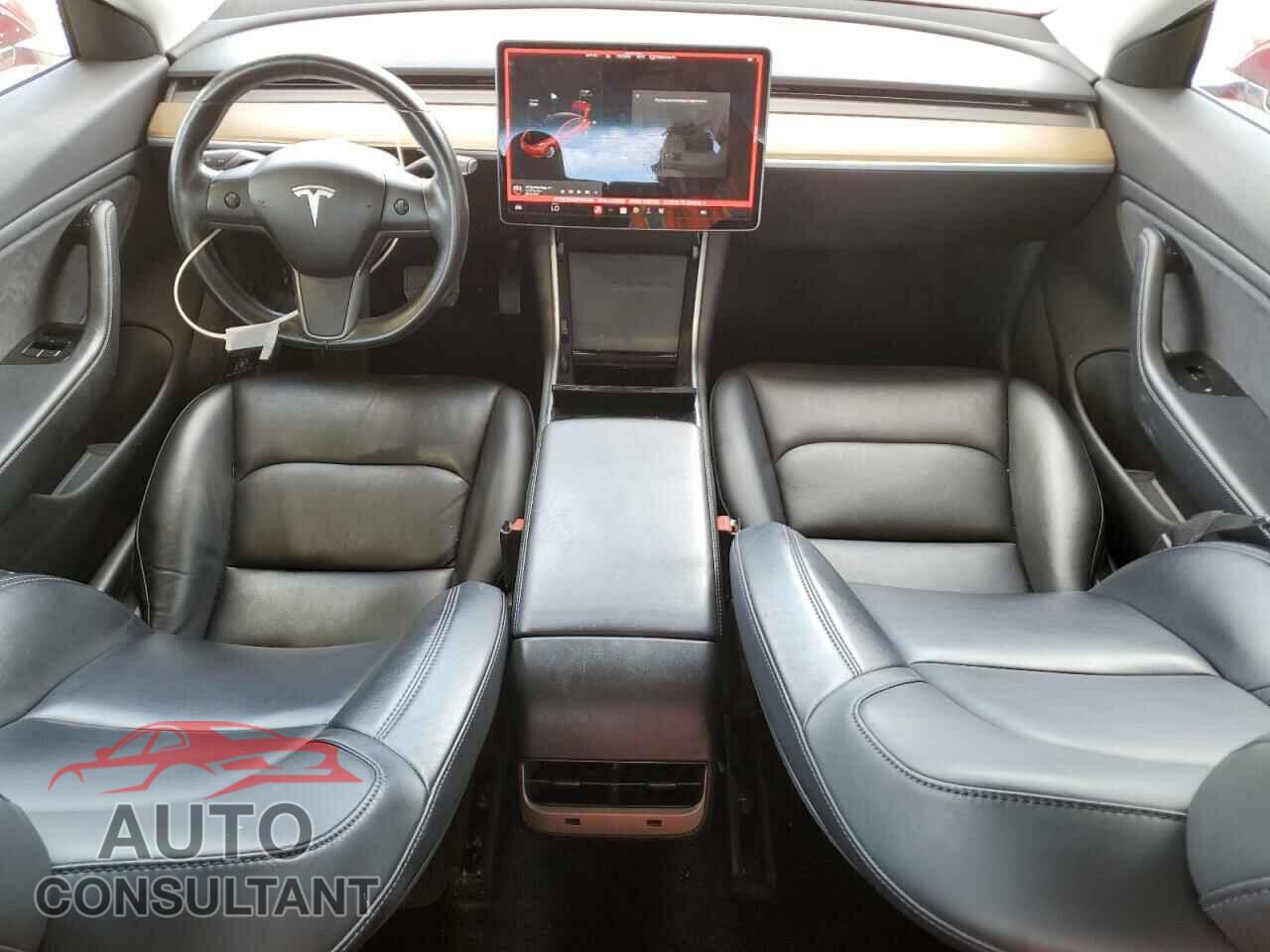 TESLA MODEL 3 2018 - 5YJ3E1EA5JF015425