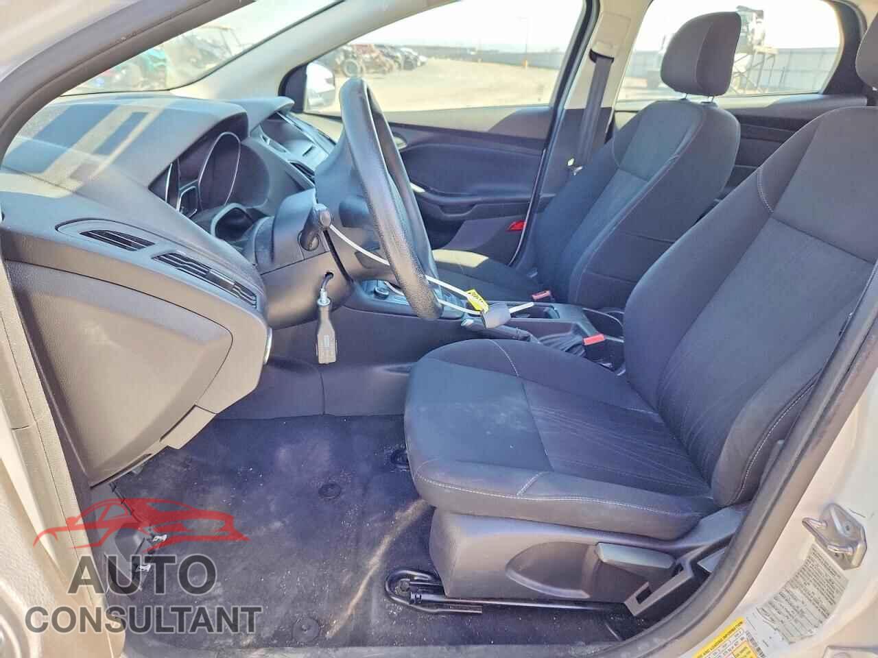 FORD FOCUS 2016 - 1FADP3E2XGL294997