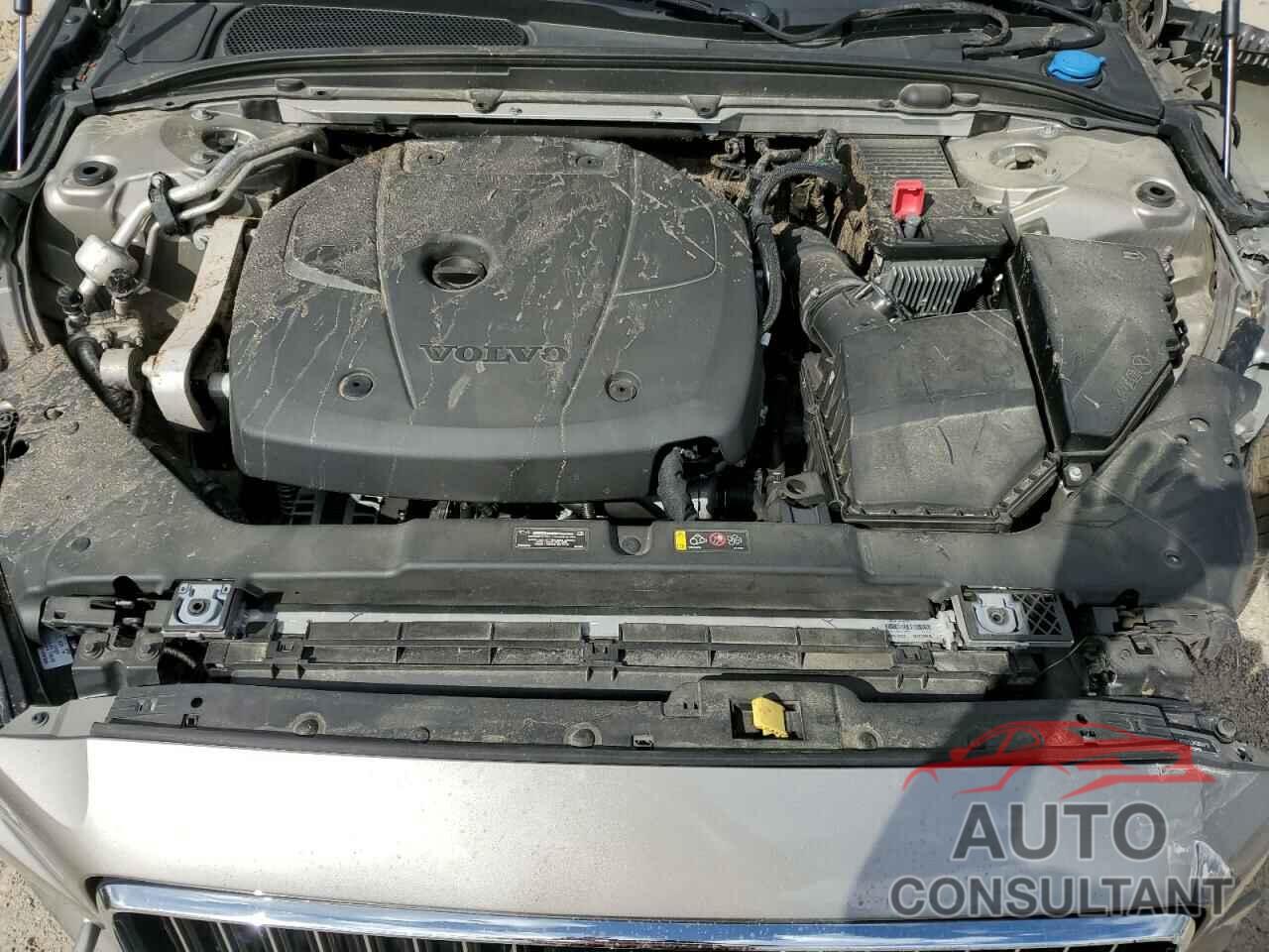 VOLVO S60 2019 - 7JR102FL2KG004712