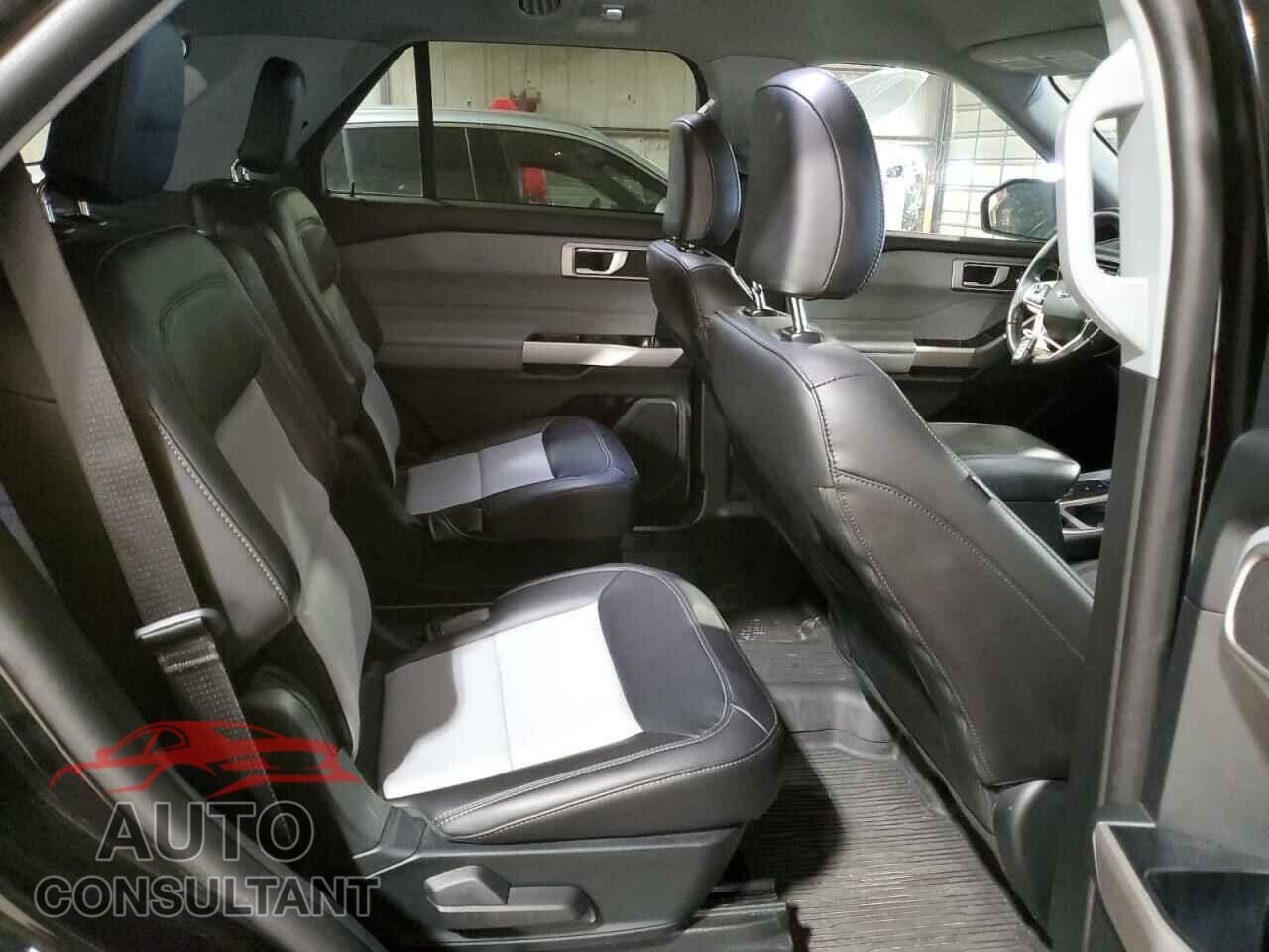FORD EXPLORER 2023 - 1FMSK8DH2PGB07744