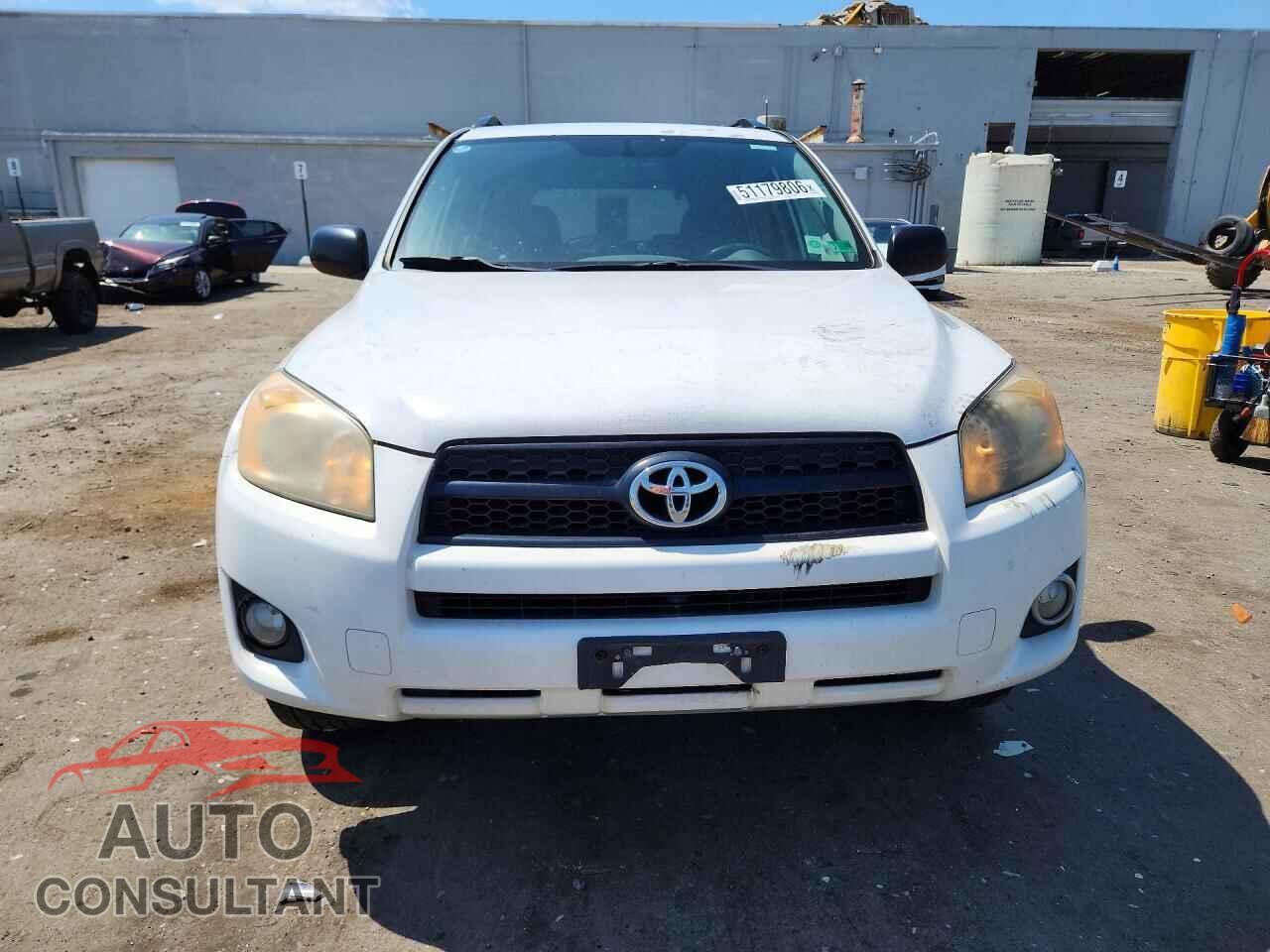 TOYOTA RAV4 2010 - JTMRF4DV7A5019281