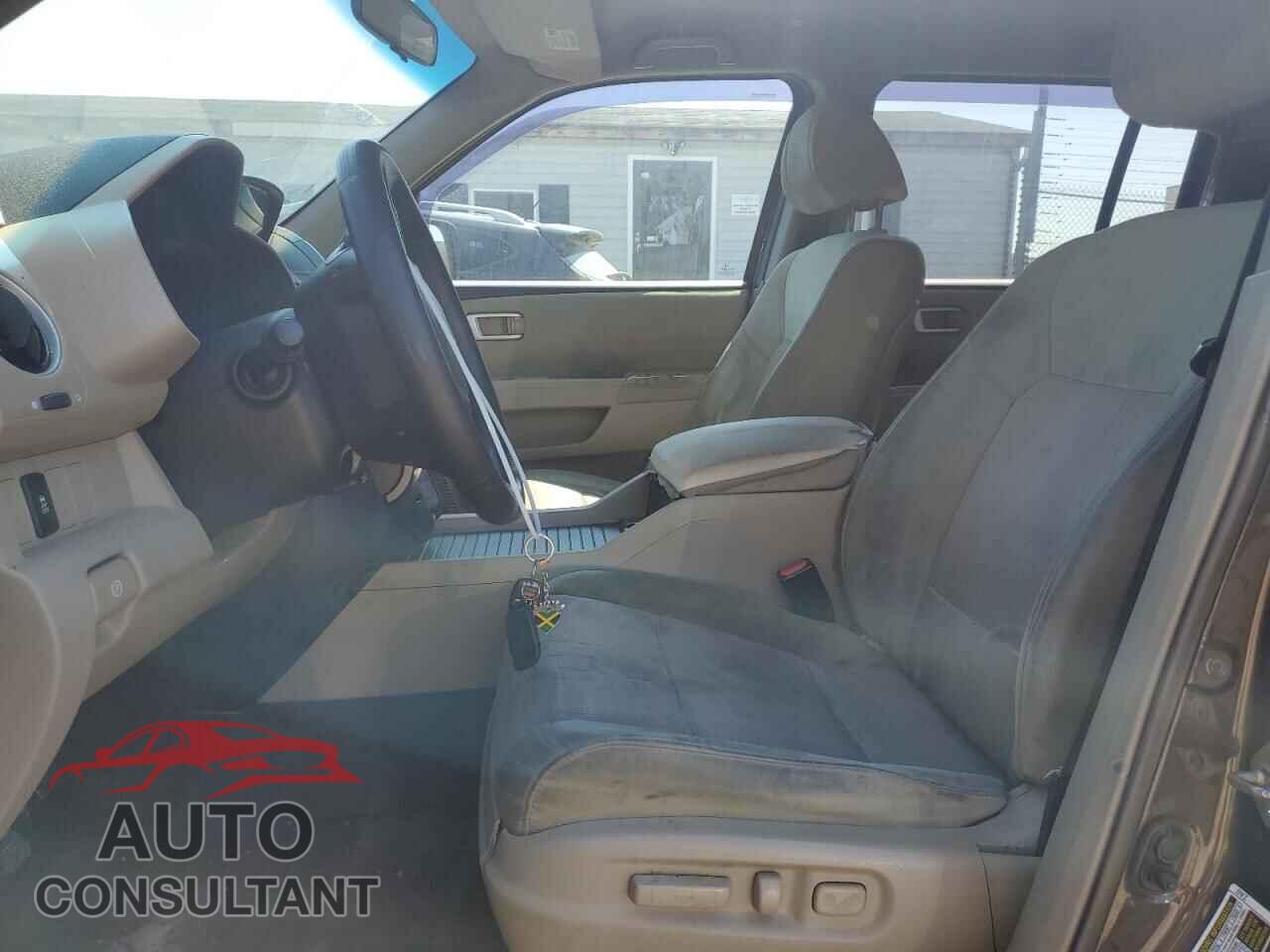 HONDA PILOT 2014 - 5FNYF4H4XEB046587