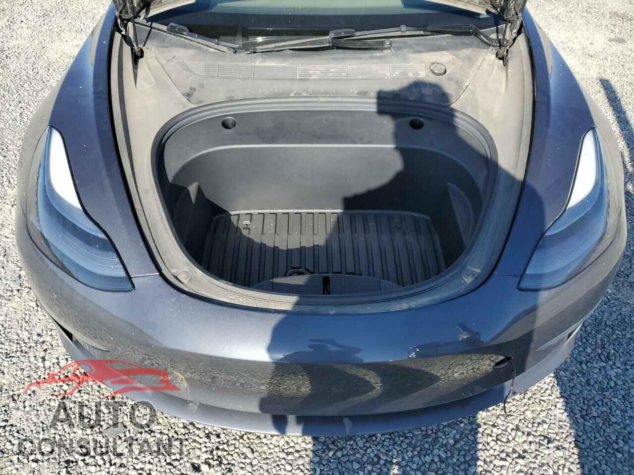 TESLA MODEL 3 2023 - 5YJ3E1EC4PF682349