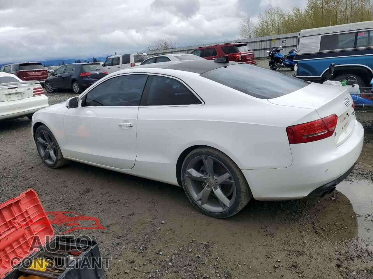 AUDI A5 2012 - WAULFAFR8CA002372