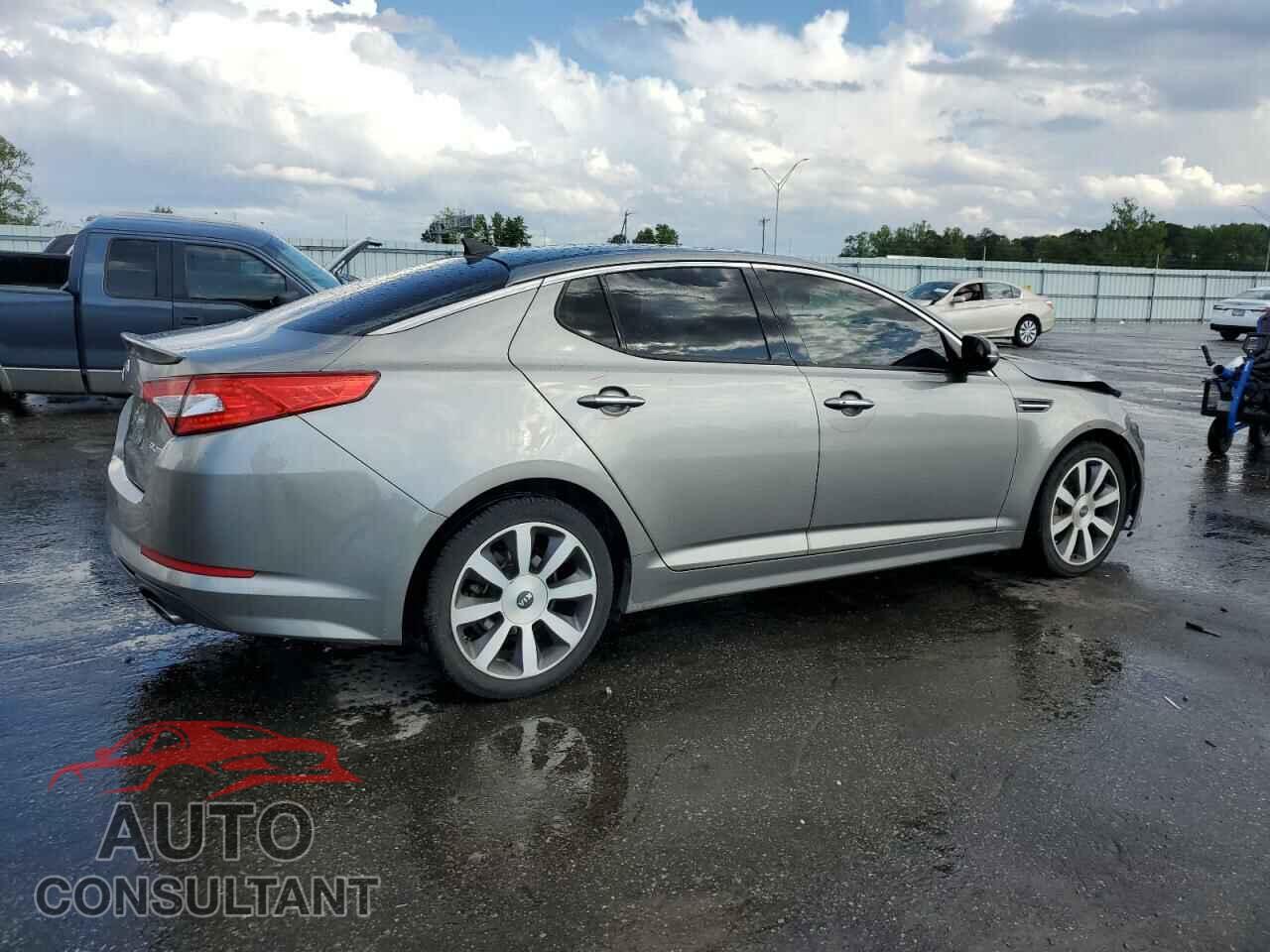 KIA OPTIMA 2012 - 5XXGR4A66CG008590