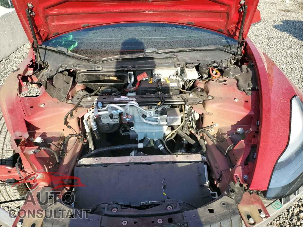 TESLA MODEL 3 2018 - 5YJ3E1EA6JF006197