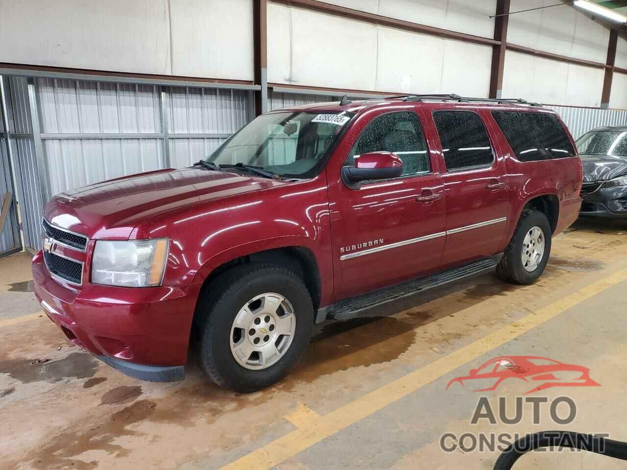 CHEVROLET SUBURBAN 2011 - 1GNSCJE02BR218056