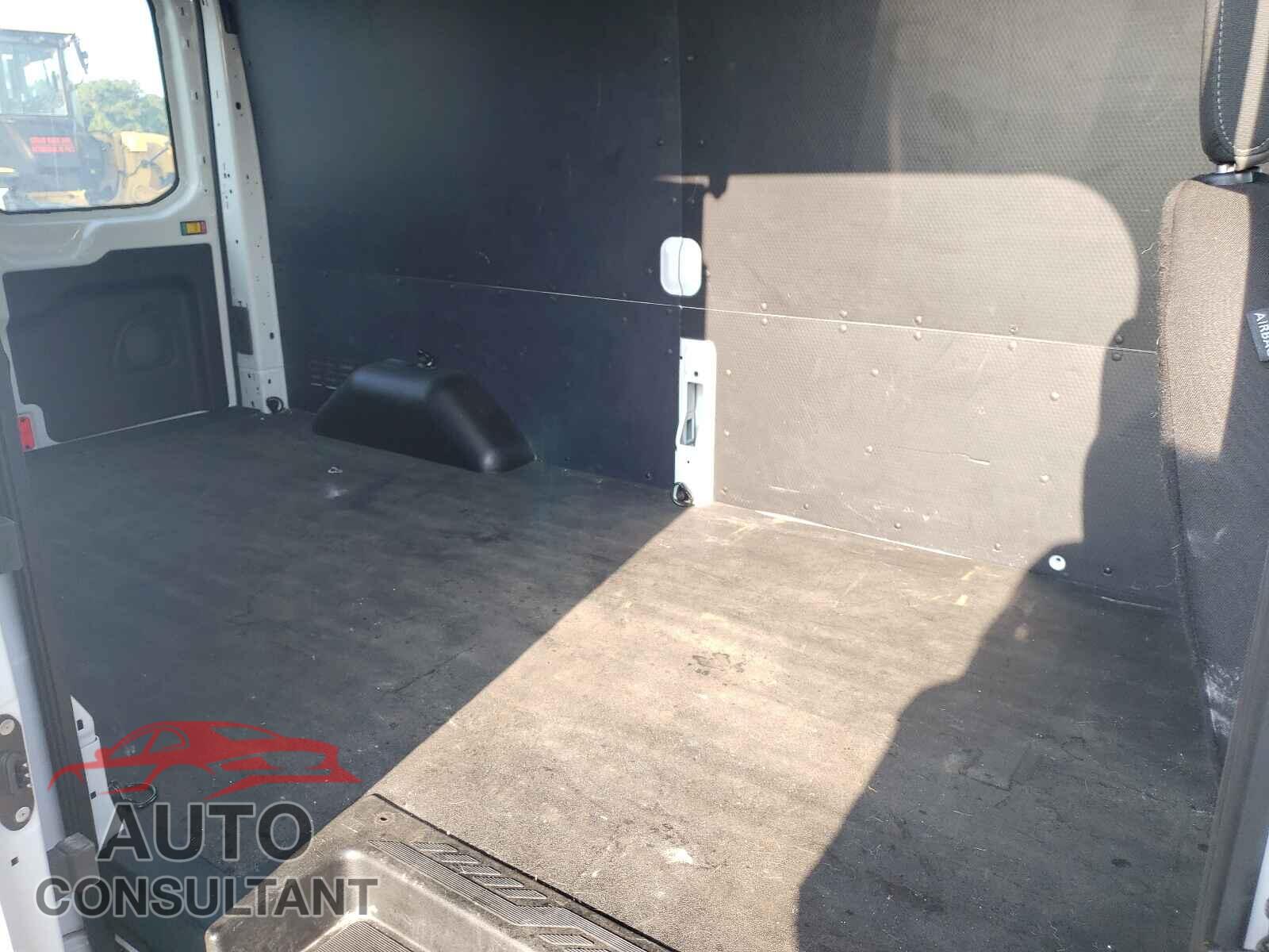 FORD TRANSIT CO 2020 - 1FTBR2C83LKA40366