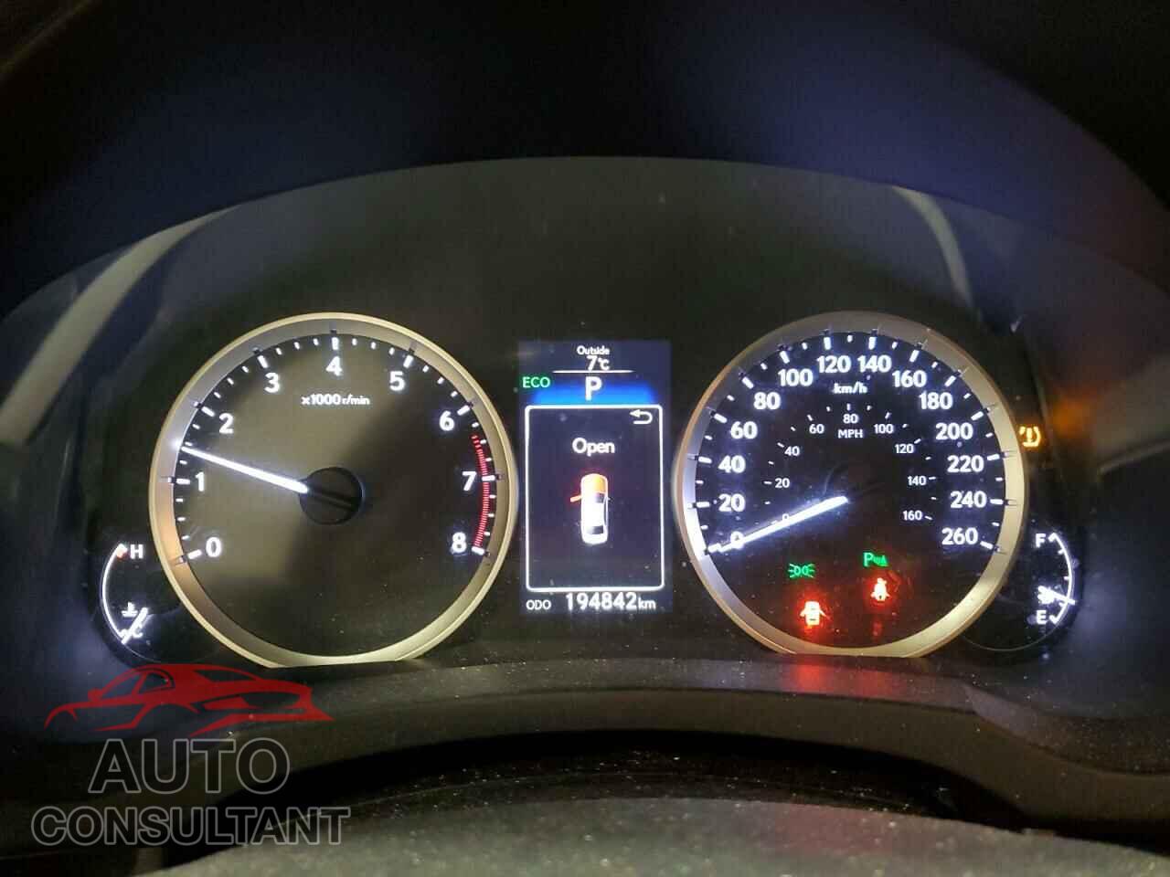 LEXUS IS 2014 - JTHCF1D27E5002656