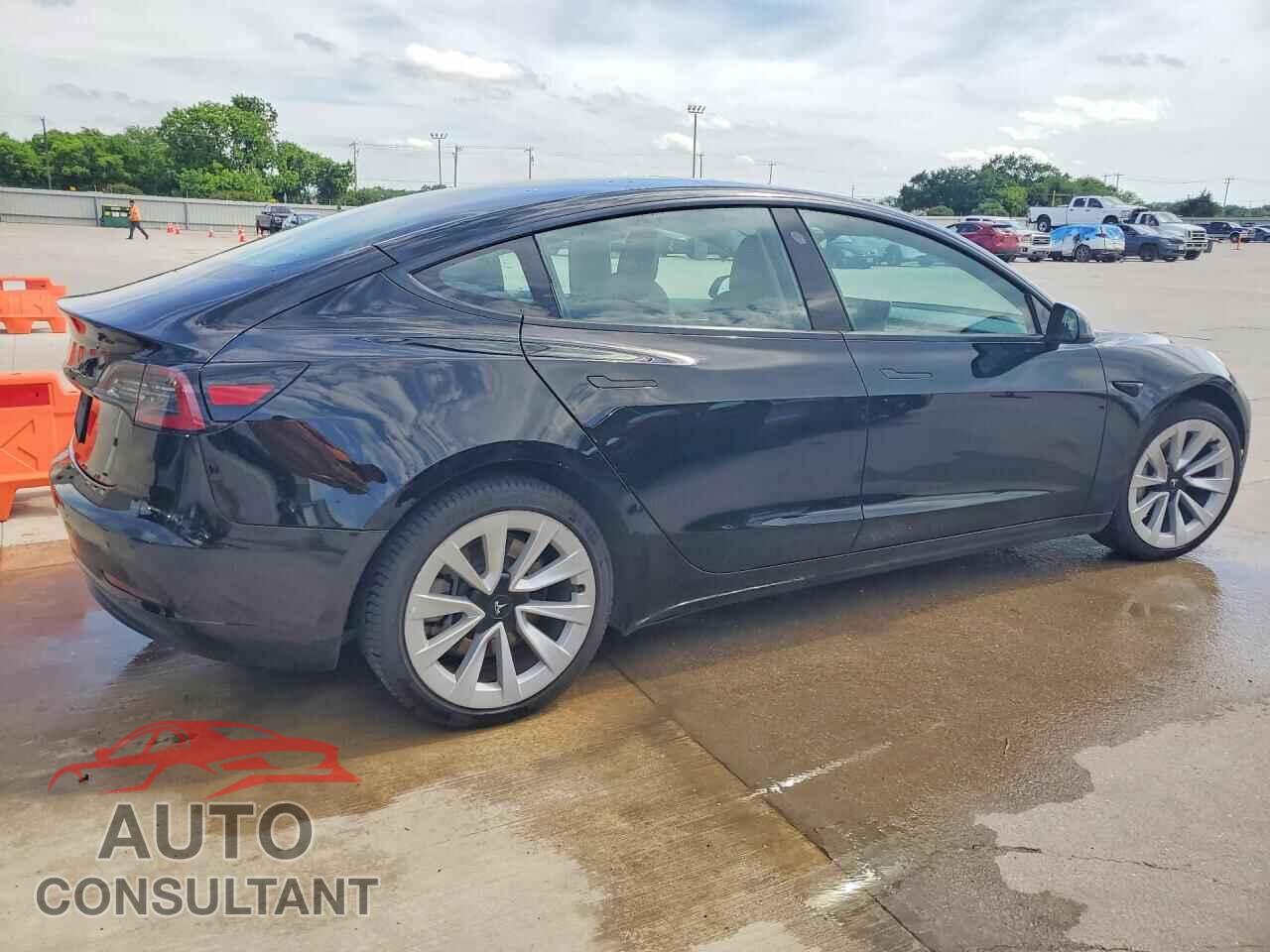 TESLA MODEL 3 2022 - 5YJ3E1EA2NF372096
